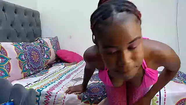 Snapshot of SEXY_TOKYOxxx chatting on 12/05/24, 07:17 SEXY TOKYOxxx online show from 12/05/24, 07:17