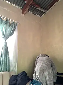 Snapshot of SEXY_TOKYOxxx chatting on 12/15/25, 06:06 SEXY TOKYOxxx online show from 12/15/25, 06:06