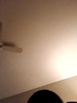 Snapshot of willywonka7793 chatting on 12/08/24, 08:09 willywonka7793 online show from 12/08/24, 08:09