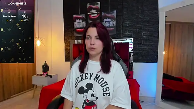 Snapshot of tatiana_sc chatting on 03/15/25, 06:32 tatiana sc online show from 03/15/25, 06:32