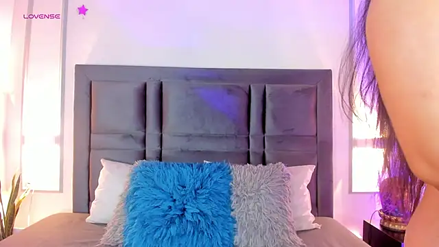 EmmaBecket2 online show from 01/30/25, 03:44