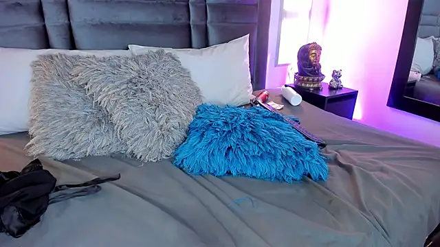 EmmaBecket2 online show from 02/11/25, 09:42