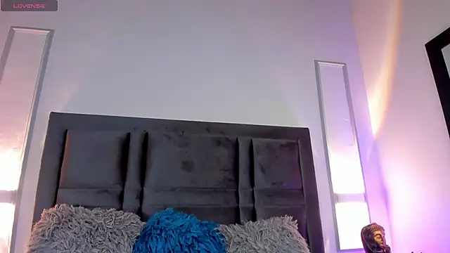 EmmaBecket2 online show from 02/19/25, 04:12