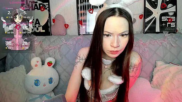 KittiMissi online show from 04/04/26, 03:09