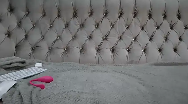 ElliaSquirtGirl online show from 01/18/25, 02:12