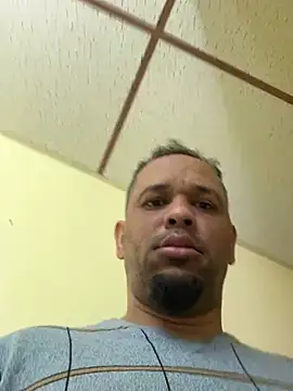 Snapshot of kelin17 chatting on 03/07/25, 10:35 kelin17 online show from 03/07/25, 10:35