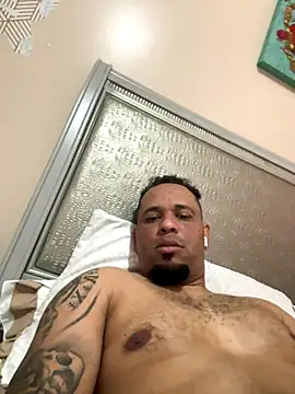 Snapshot of kelin17 chatting on 09/27/25, 04:12 kelin17 online show from 09/27/25, 04:12