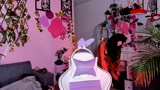 Danielacossio online show from 04/07/26, 03:51