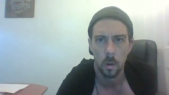 CrookedMisterniceguy online show from 05/20/26, 04:35