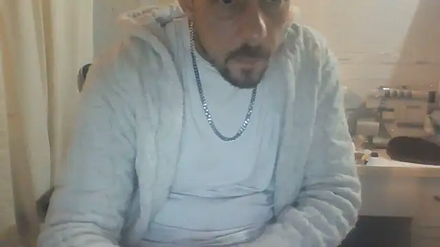 CrookedMisterniceguy online show from 05/21/26, 06:42