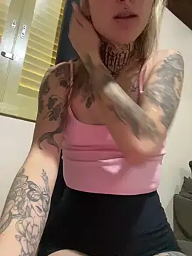 hotskinny1 online show from 12/11/24, 05:37