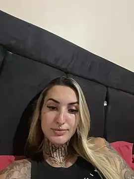 hotskinny1 online show from 03/05/25, 03:08