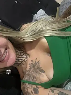 hotskinny1 online show from 03/08/25, 04:56