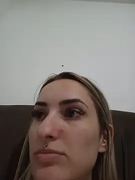 hotskinny1 online show from 01/05/26, 07:50