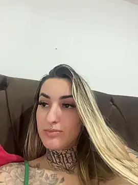 hotskinny1 online show from 04/28/26, 04:23