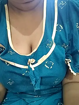 Hottyalia online show from 02/17/26, 08:44