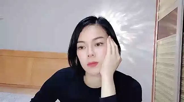 Linda-LL online show from 01/24/25, 12:41