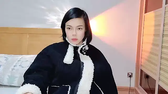 Linda-LL online show from 02/07/25, 01:58