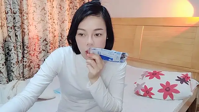 Linda-LL online show from 03/01/25, 05:52