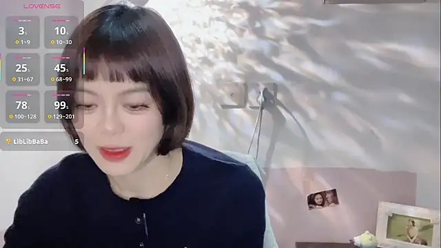 Linda-LL online show from 10/31/25, 12:39