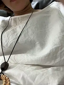 Linda-LL online show from 05/26/26, 01:51