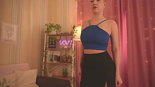 ms evasweet online show from 06/01/26, 12:18