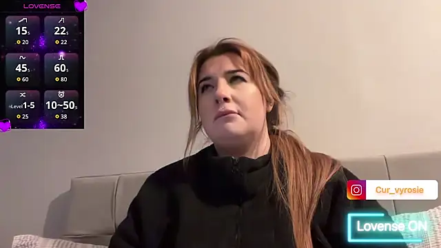 Curvy Rosie99 online show from 02/03/26, 06:46