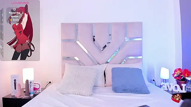 Thayler jones online show from 09/25/25, 11:14