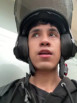 Thayler jones online show from 04/15/26, 11:17