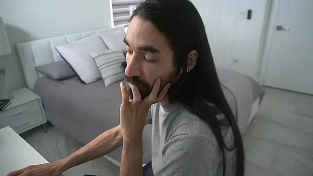 Your Ice cream online show from 02/24/25, 03:53