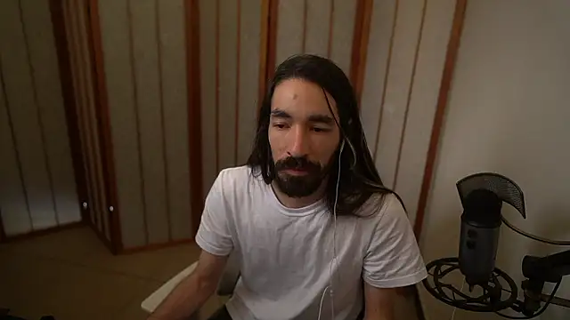 Snapshot of Your_Ice_cream chatting on 03/19/26, 03:27 Your Ice cream online show from 03/19/26, 03:27