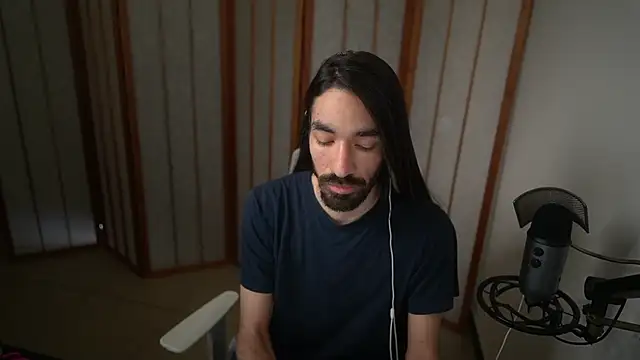 Snapshot of Your_Ice_cream chatting on 04/03/26, 02:26 Your Ice cream online show from 04/03/26, 02:26