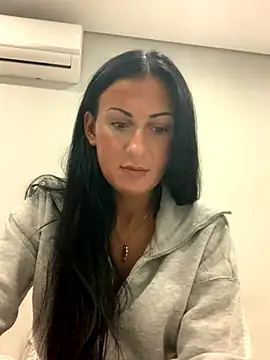 Snapshot of SweNatasha chatting on 12/05/24, 06:11 SweNatasha online show from 12/05/24, 06:11