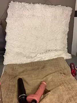 vicvictoriax online show from 02/16/26, 10:06