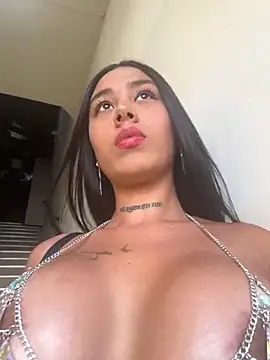 paisitahot1975 online show from 01/31/25, 07:18