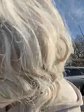 KikiWatson online show from 01/11/25, 10:08