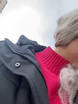 KikiWatson online show from 01/16/25, 08:11