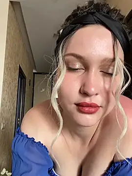 KikiWatson online show from 03/15/25, 10:13