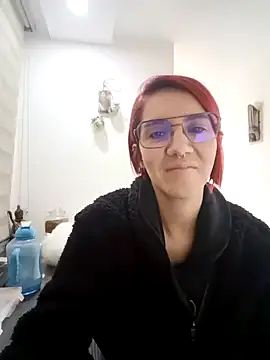 Snapshot of your_red_rose_ chatting on 12/02/24, 01:46 your red rose online show from 12/02/24, 01:46