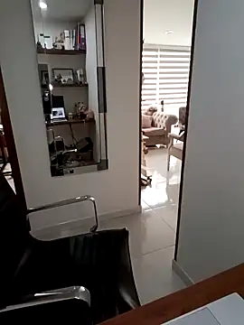 Snapshot of your_red_rose_ chatting on 12/10/24, 05:11 your red rose online show from 12/10/24, 05:11