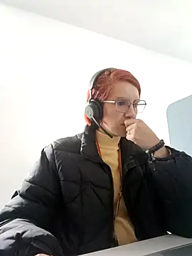 Snapshot of your_red_rose_ chatting on 02/12/25, 01:59 your red rose online show from 02/12/25, 01:59