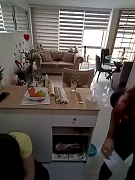 Snapshot of your_red_rose_ chatting on 02/15/25, 10:31 your red rose online show from 02/15/25, 10:31