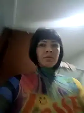 Snapshot of your_red_rose_ chatting on 02/16/25, 01:36 your red rose online show from 02/16/25, 01:36