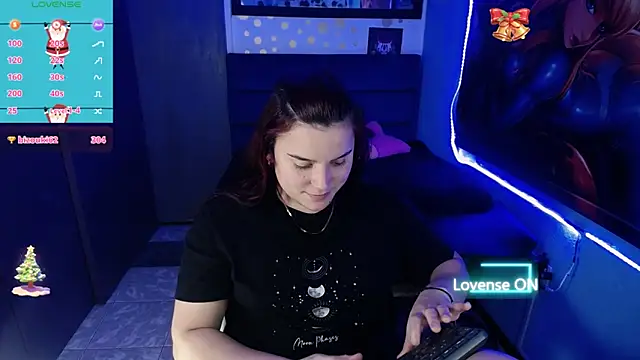 Snapshot of Nika_1_ chatting on 12/20/24, 10:54 Nika 1 online show from 12/20/24, 10:54