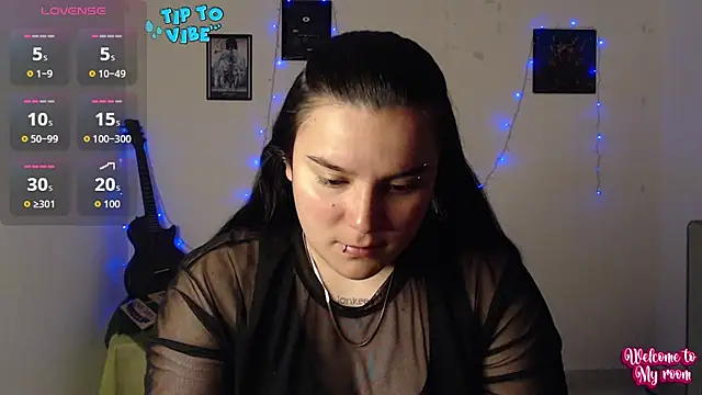 Snapshot of Nika_1_ chatting on 09/21/25, 07:37 Nika 1 online show from 09/21/25, 07:37