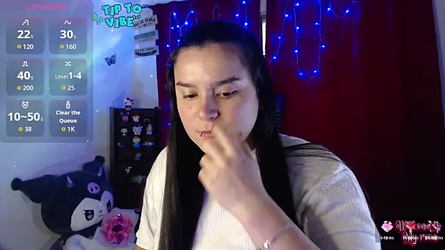 Snapshot of Nika_1_ chatting on 10/18/25, 05:25 Nika 1 online show from 10/18/25, 05:25