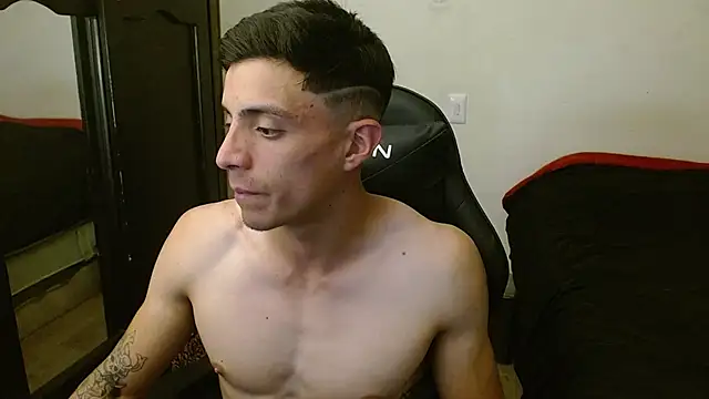 Snapshot of kv___xxx_ chatting on 09/11/25, 02:55 kv xxx online show from 09/11/25, 02:55