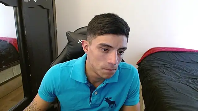 Snapshot of kv___xxx_ chatting on 10/11/25, 06:17 kv xxx online show from 10/11/25, 06:17