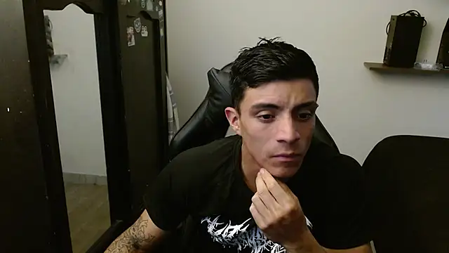 kv   xxx  online show from 02/24/26, 08:40