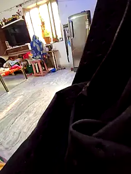 menakshiiikaur online show from 12/22/24, 09:00